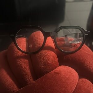 Black Ray Ban frame